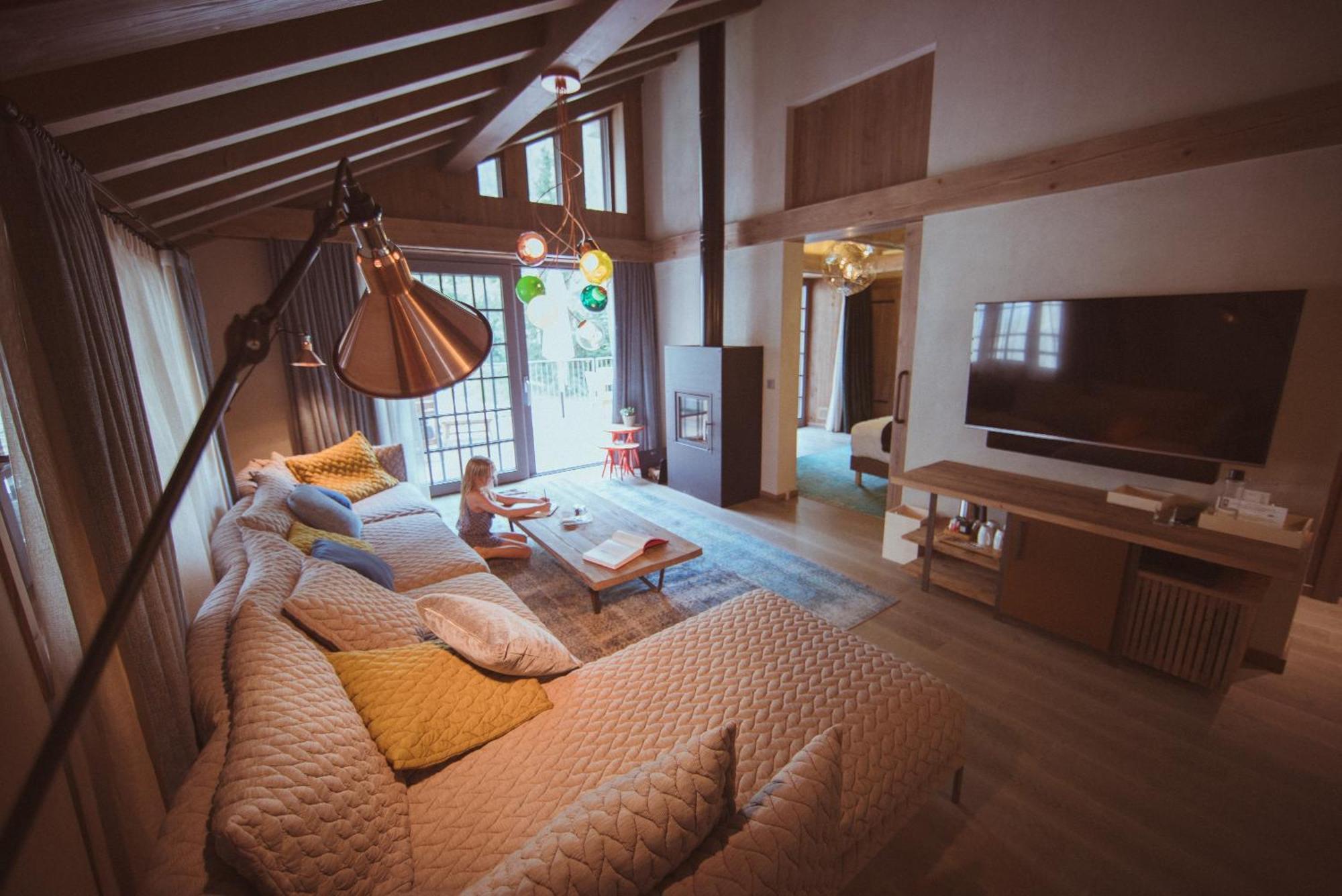 Deluxe Suite